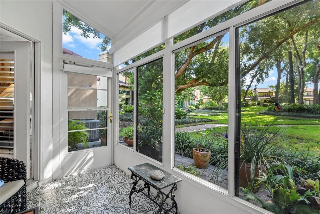 For Sale: $595,000 (3 beds, 2 baths, 1734 Square Feet)