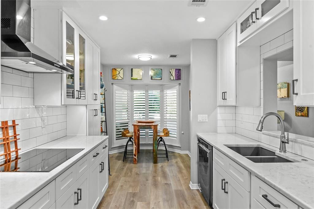 For Sale: $595,000 (3 beds, 2 baths, 1734 Square Feet)