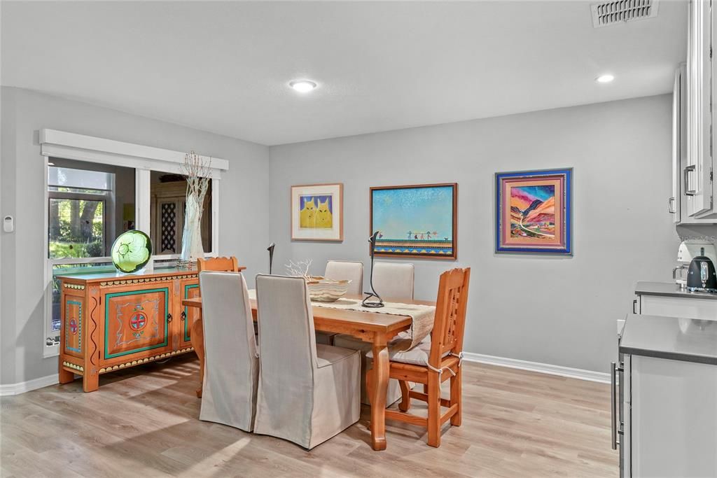 For Sale: $595,000 (3 beds, 2 baths, 1734 Square Feet)