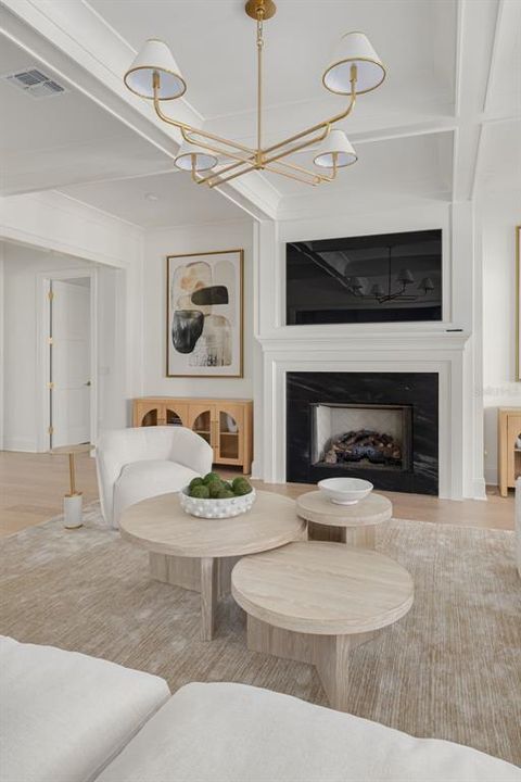 待售: $3,695,000 (5 贝兹, 5 浴室, 4574 平方英尺)