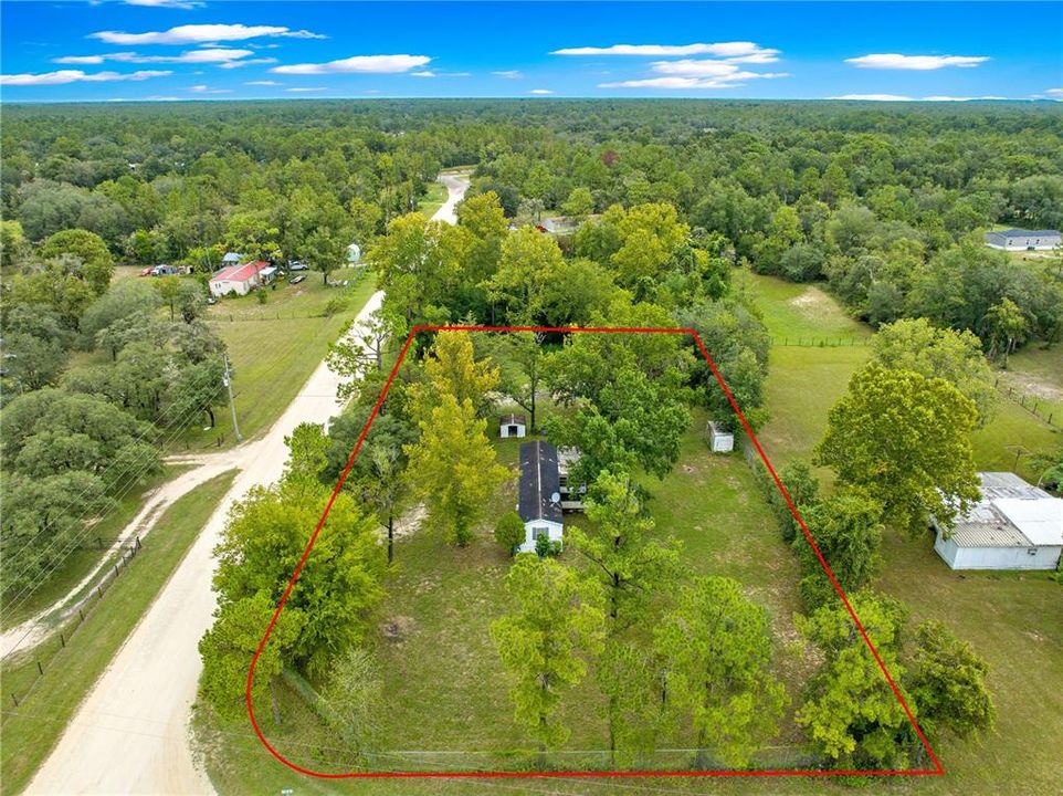 На продажу: $180,000 (2 спален, 1 ванн, 728 Квадратных фут)