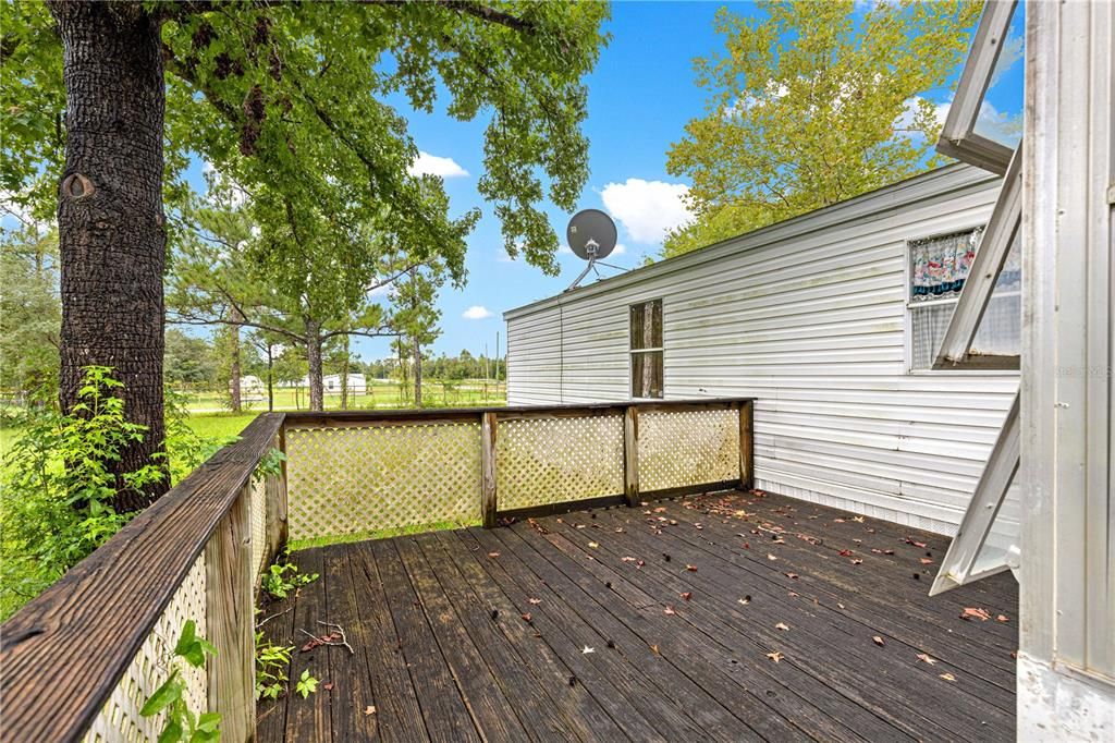 На продажу: $180,000 (2 спален, 1 ванн, 728 Квадратных фут)