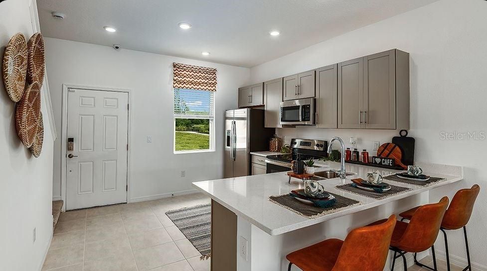 Active With Contract: $249,000 (2 beds, 2 baths, 1178 Square Feet)