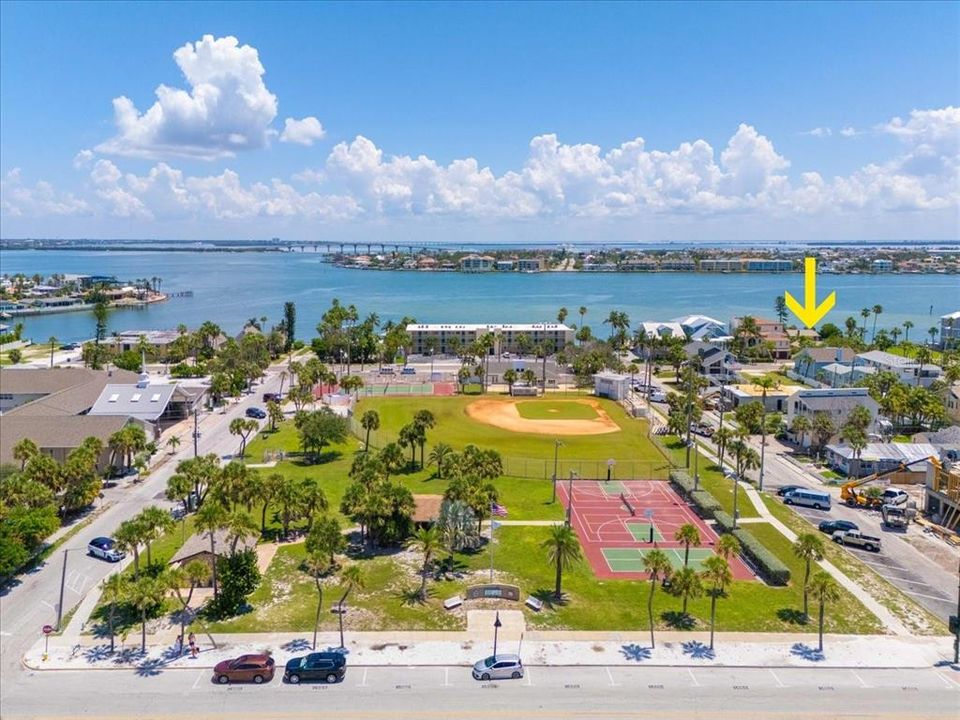 En Venta: $1,900,000 (0.14 acres)