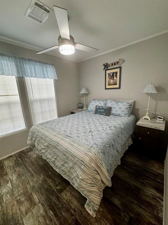 For Sale: $135,000 (1 beds, 1 baths, 511 Square Feet)