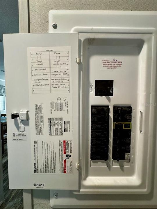 For Sale: $135,000 (1 beds, 1 baths, 511 Square Feet)