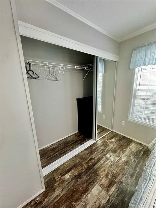 For Sale: $135,000 (1 beds, 1 baths, 511 Square Feet)