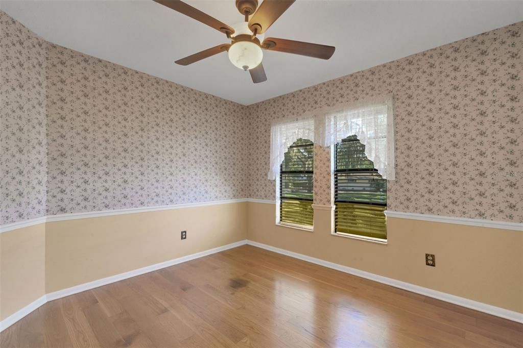 Active With Contract: $374,000 (3 beds, 3 baths, 1832 Square Feet)