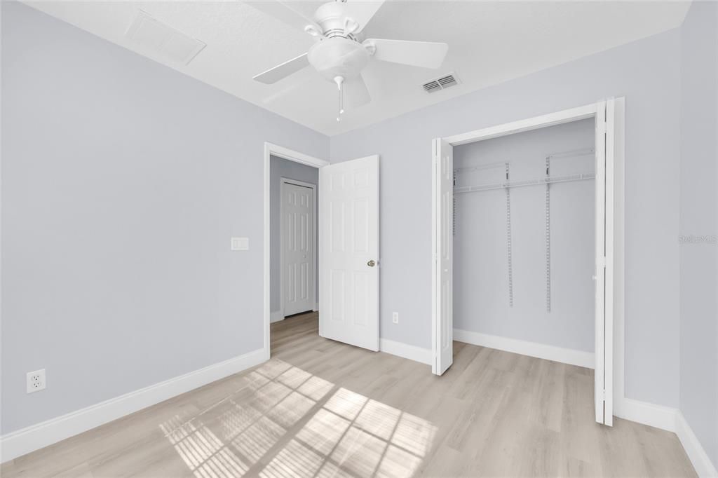 待售: $300,000 (3 贝兹, 2 浴室, 1374 平方英尺)