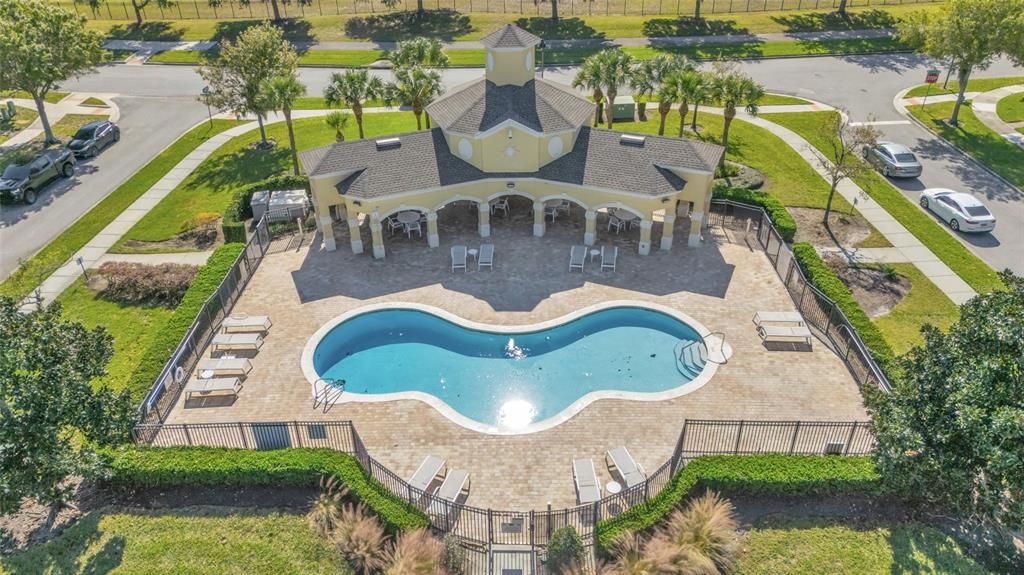 待售: $300,000 (3 贝兹, 2 浴室, 1374 平方英尺)