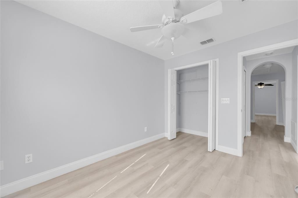 待售: $300,000 (3 贝兹, 2 浴室, 1374 平方英尺)