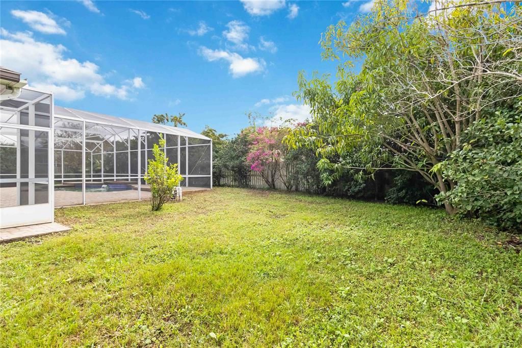 En Venta: $659,000 (4 camas, 3 baños, 2307 Pies cuadrados)