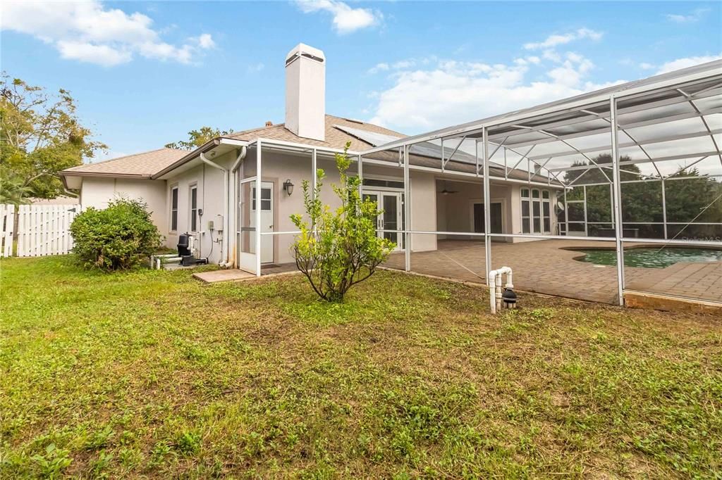 En Venta: $659,000 (4 camas, 3 baños, 2307 Pies cuadrados)