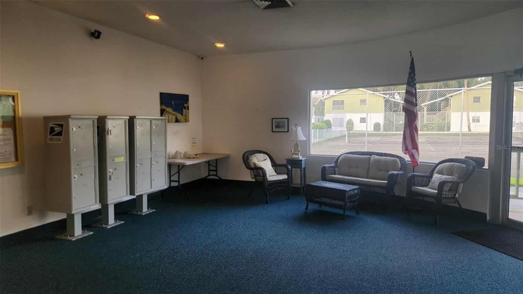 For Sale: $119,500 (2 beds, 1 baths, 784 Square Feet)