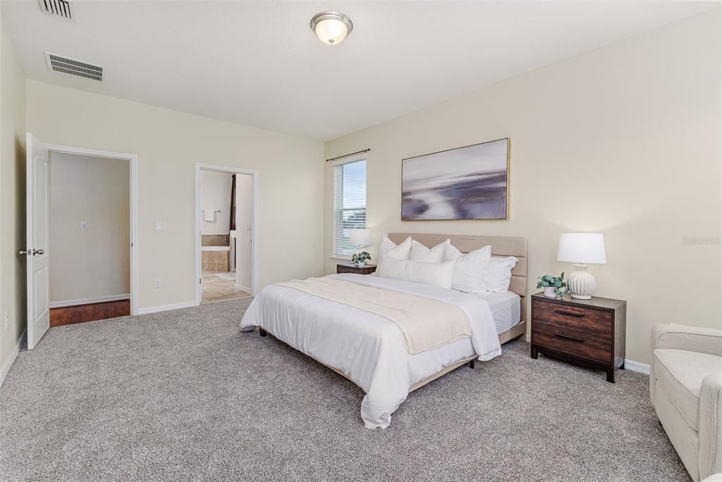 For Sale: $445,000 (4 beds, 3 baths, 2720 Square Feet)