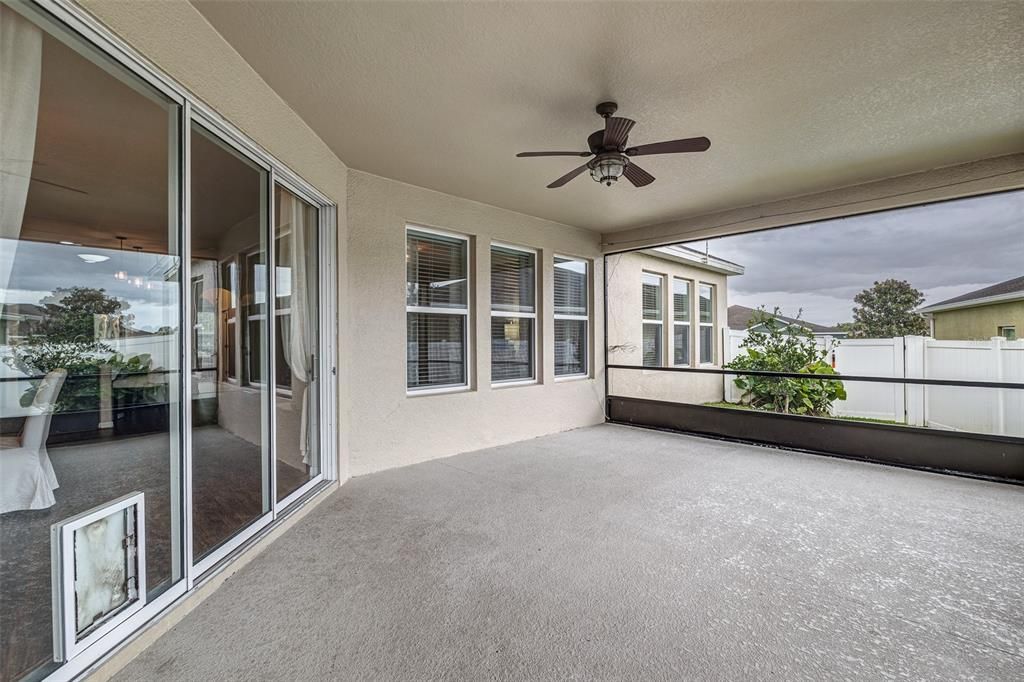 For Sale: $445,000 (4 beds, 3 baths, 2720 Square Feet)