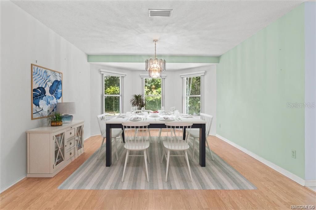 For Sale: $279,500 (3 beds, 2 baths, 1927 Square Feet)