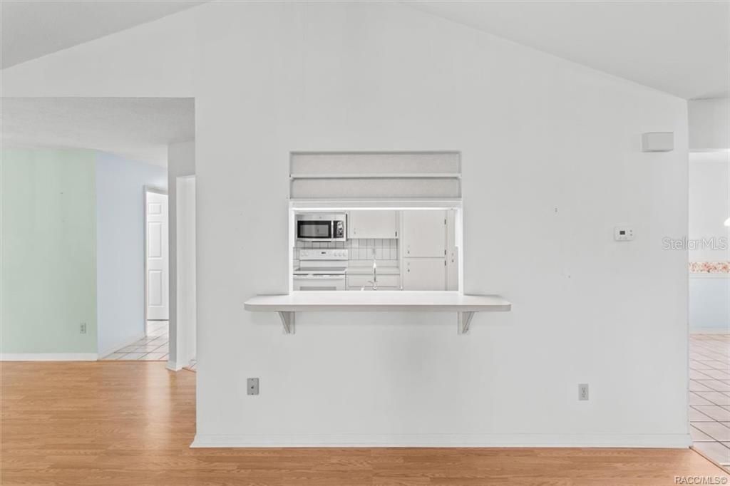 For Sale: $279,500 (3 beds, 2 baths, 1927 Square Feet)