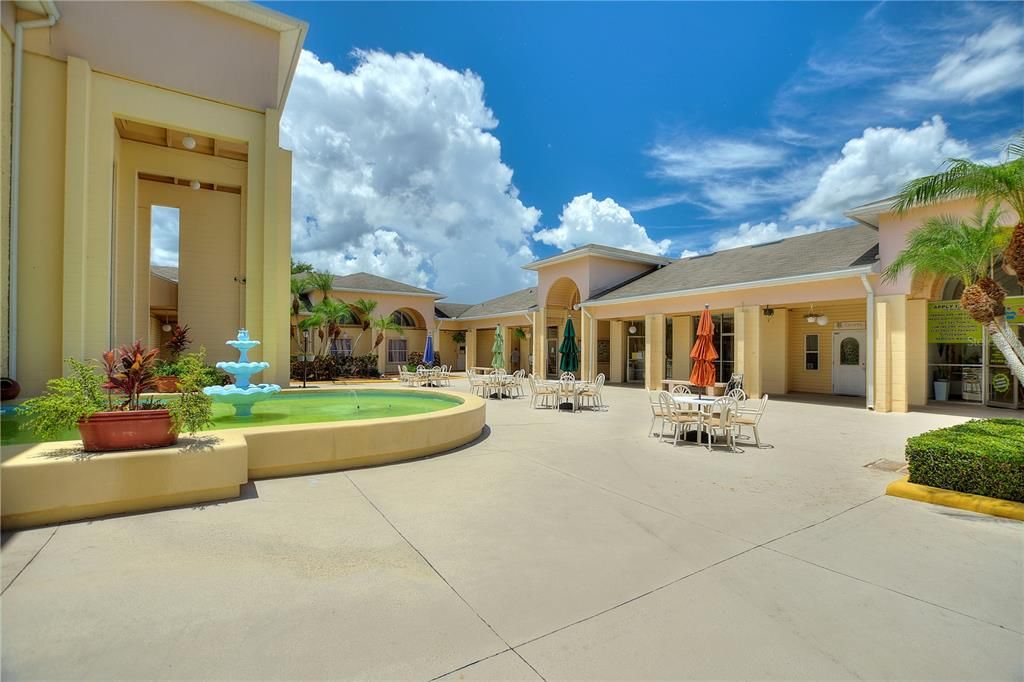 待售: $147,000 (1 贝兹, 1 浴室, 648 平方英尺)