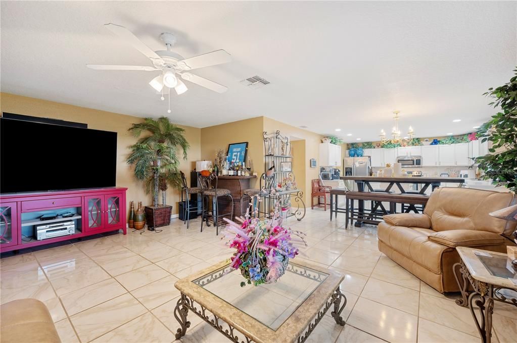 待售: $449,900 (4 贝兹, 3 浴室, 3038 平方英尺)