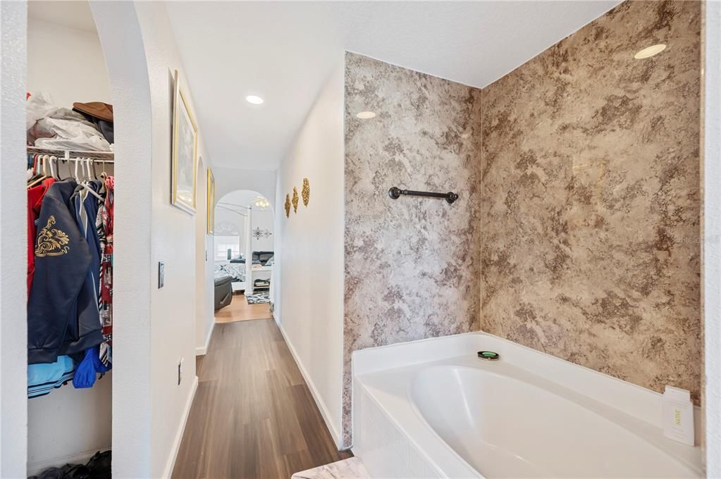 待售: $449,900 (4 贝兹, 3 浴室, 3038 平方英尺)