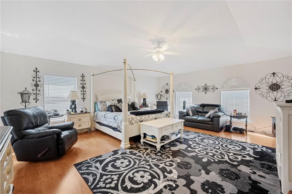 待售: $449,900 (4 贝兹, 3 浴室, 3038 平方英尺)