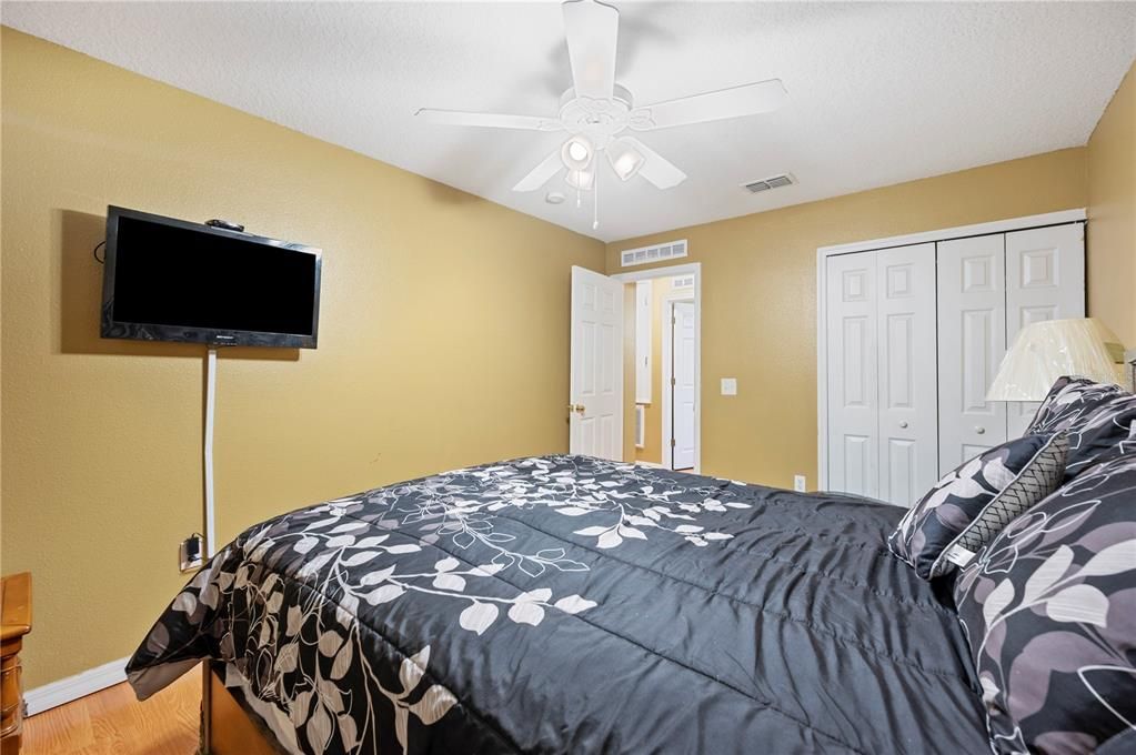 待售: $449,900 (4 贝兹, 3 浴室, 3038 平方英尺)