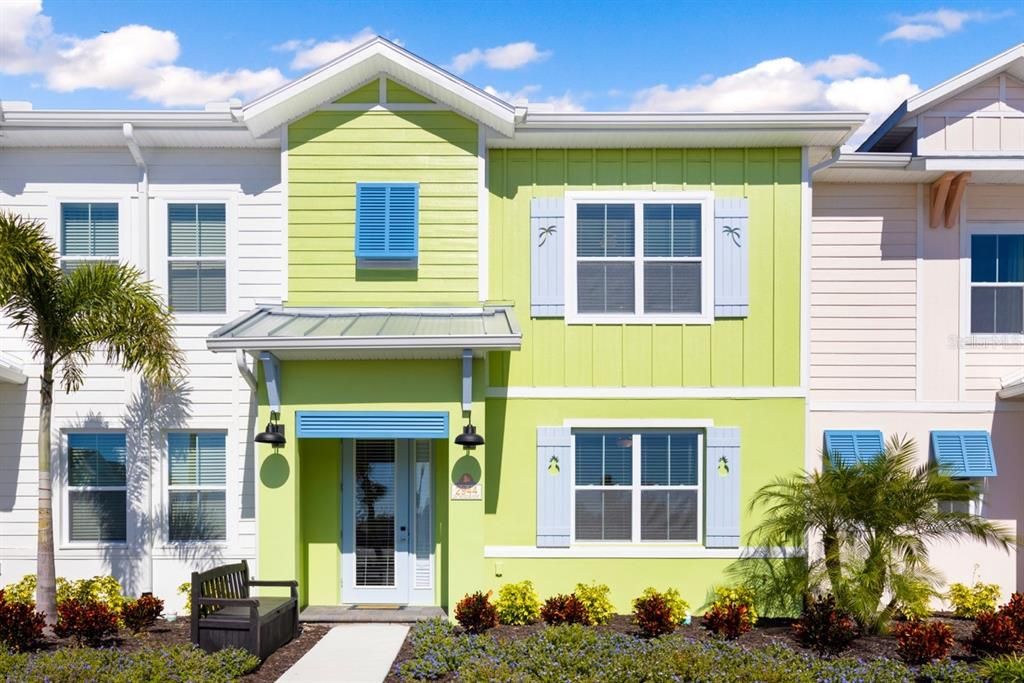 Vendido Recientemente: $399,000 (3 camas, 3 baños, 1545 Pies cuadrados)