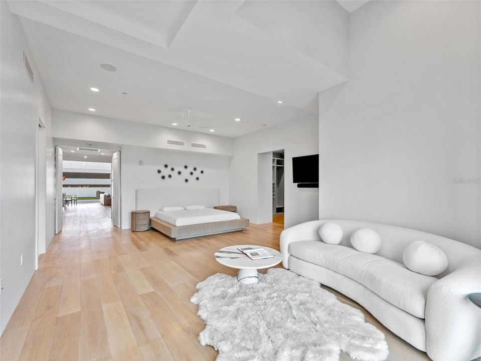 For Rent: $9,500 (2 beds, 2 baths, 2321 Square Feet)