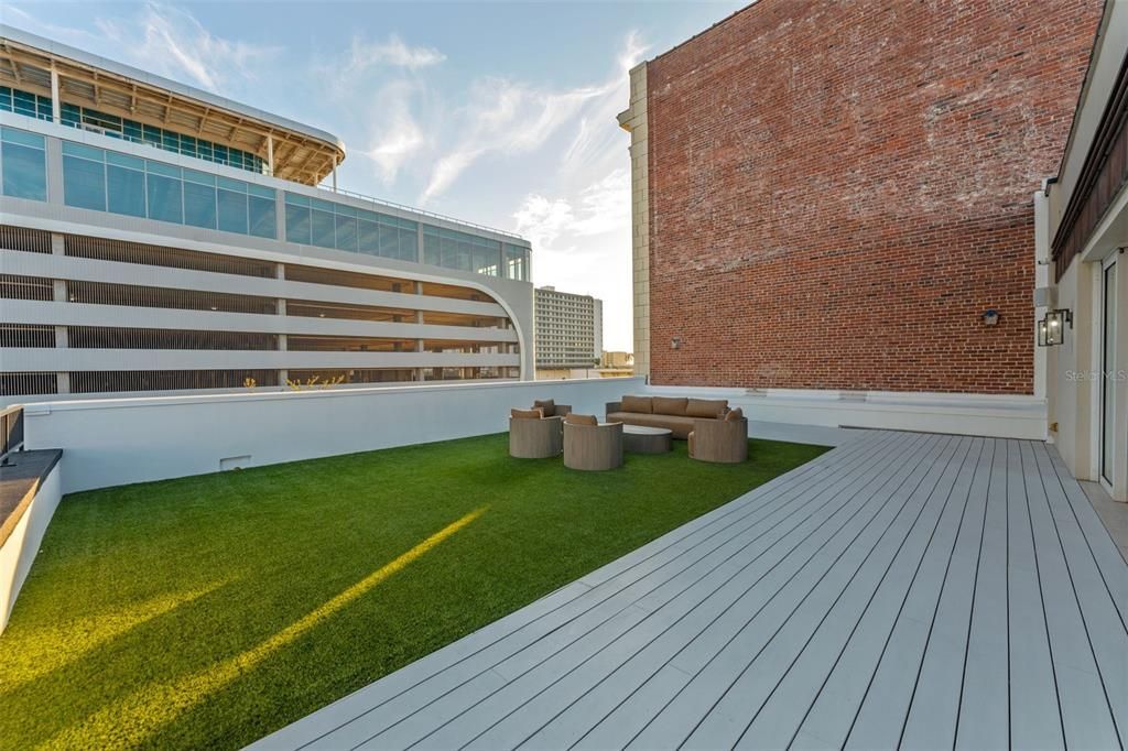 For Rent: $9,500 (2 beds, 2 baths, 2321 Square Feet)