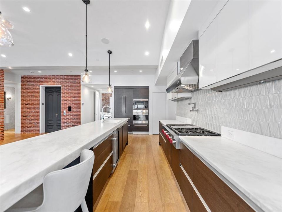 For Rent: $9,500 (2 beds, 2 baths, 2321 Square Feet)