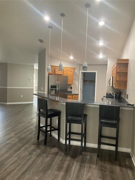 待售: $289,000 (3 贝兹, 2 浴室, 1724 平方英尺)