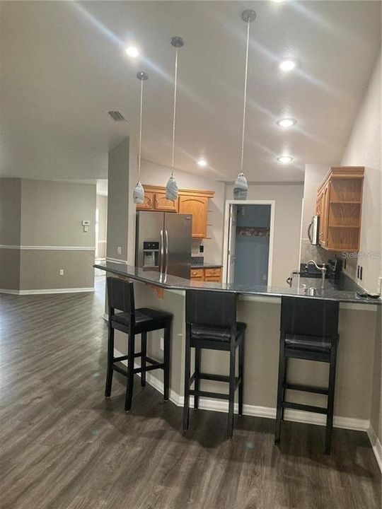 待售: $289,000 (3 贝兹, 2 浴室, 1724 平方英尺)