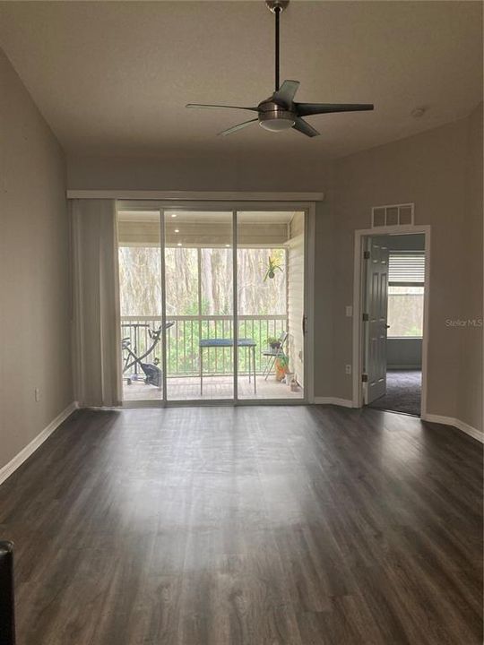 待售: $289,000 (3 贝兹, 2 浴室, 1724 平方英尺)