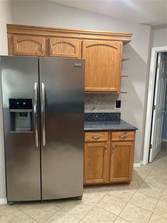 待售: $289,000 (3 贝兹, 2 浴室, 1724 平方英尺)