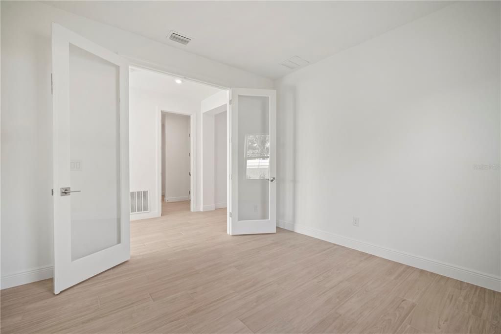 待售: $548,950 (4 贝兹, 3 浴室, 2351 平方英尺)