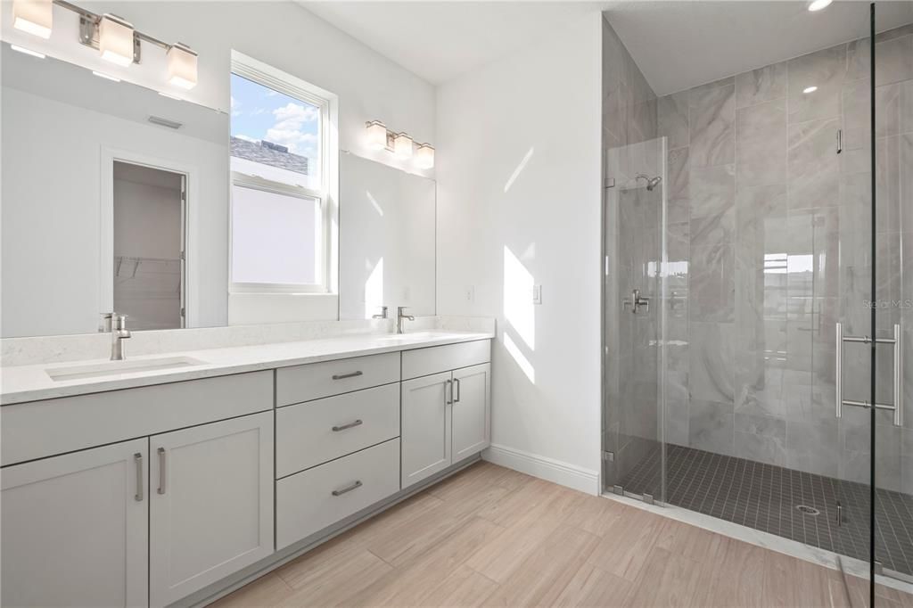 待售: $548,950 (4 贝兹, 3 浴室, 2351 平方英尺)