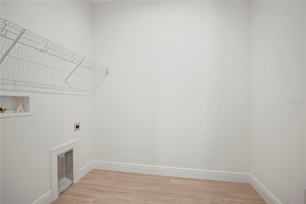 待售: $548,950 (4 贝兹, 3 浴室, 2351 平方英尺)