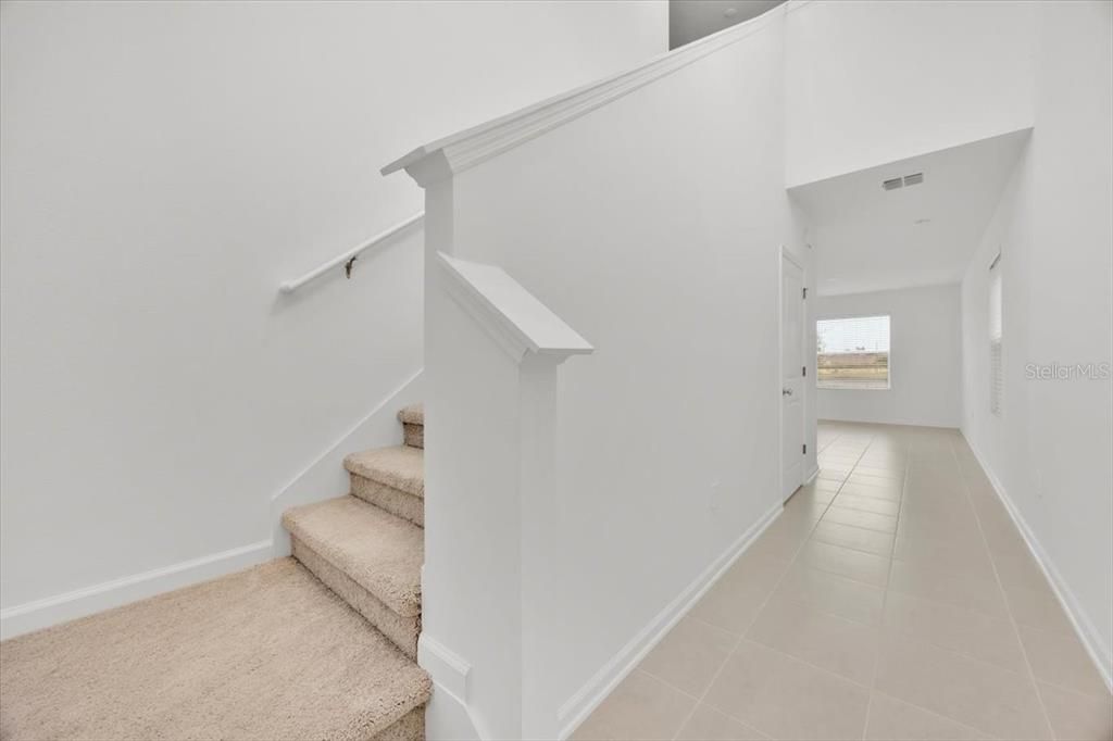 For Rent: $2,200 (4 beds, 2 baths, 1874 Square Feet)