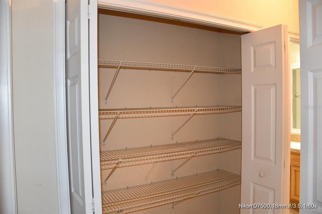 出租: $1,195 (1 贝兹, 1 浴室, 700 平方英尺)