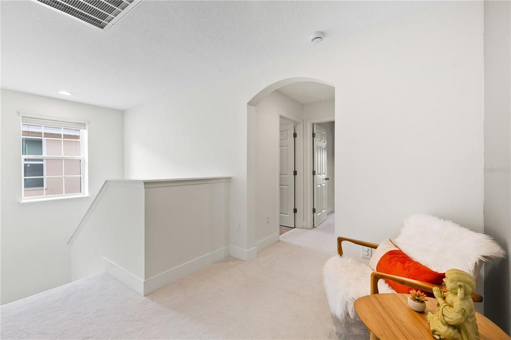 Activo con contrato: $765,000 (4 camas, 3 baños, 3414 Pies cuadrados)