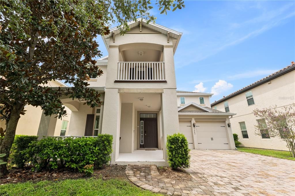 Activo con contrato: $765,000 (4 camas, 3 baños, 3414 Pies cuadrados)