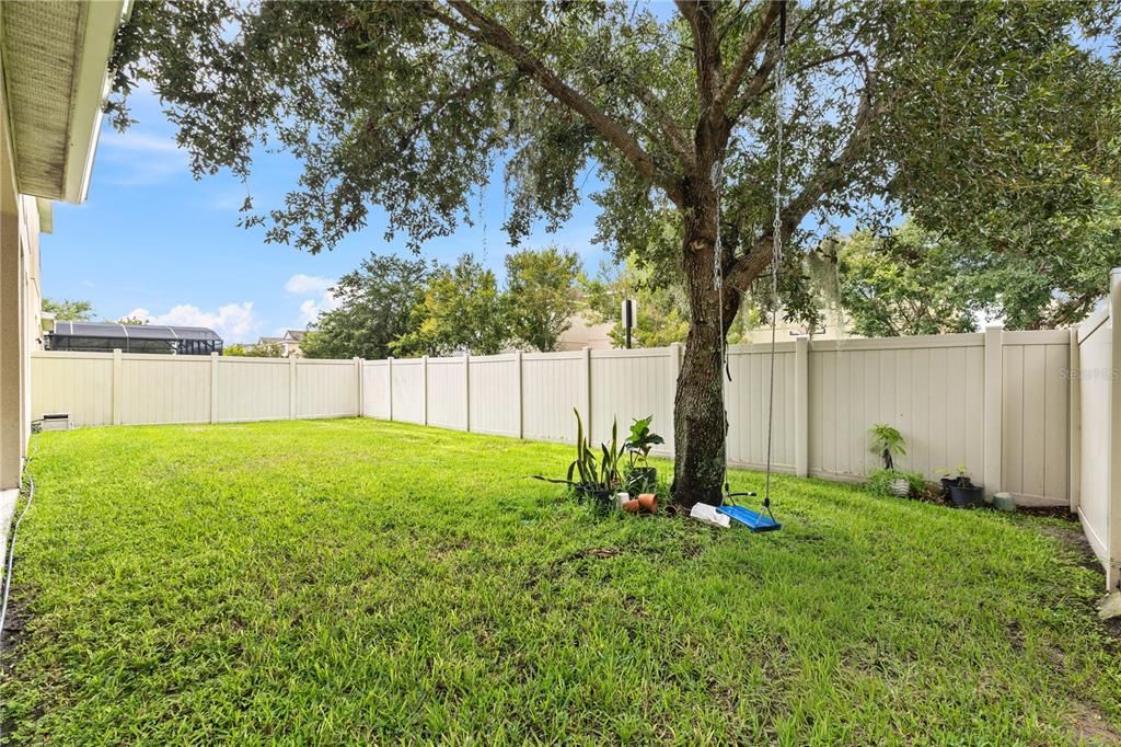 Activo con contrato: $765,000 (4 camas, 3 baños, 3414 Pies cuadrados)