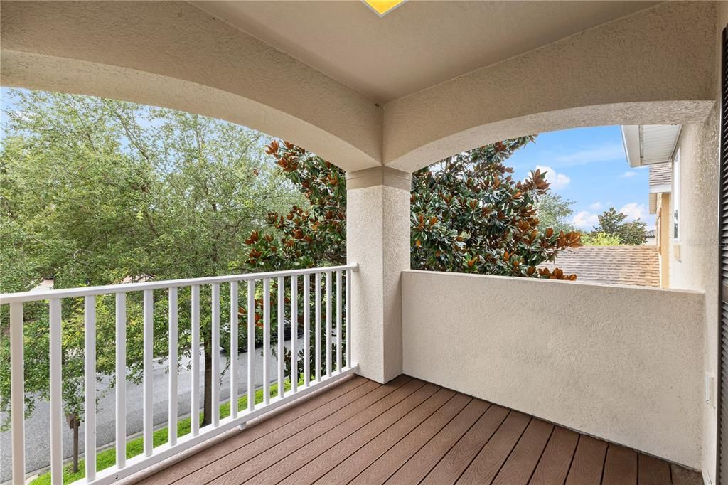 Activo con contrato: $765,000 (4 camas, 3 baños, 3414 Pies cuadrados)