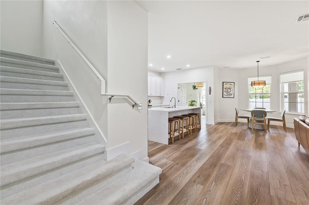 Activo con contrato: $765,000 (4 camas, 3 baños, 3414 Pies cuadrados)