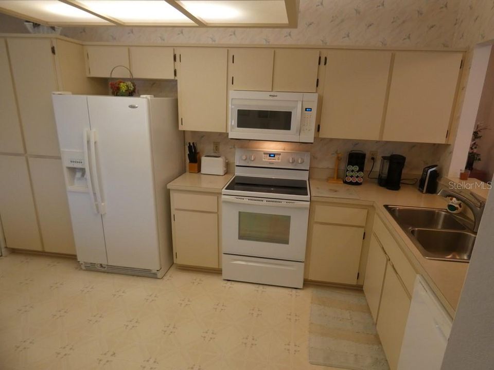 Activo con contrato: $89,900 (2 camas, 2 baños, 1123 Pies cuadrados)