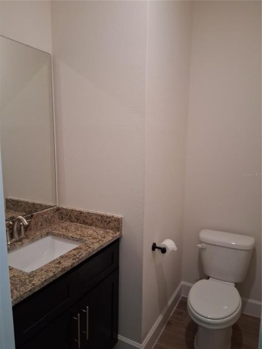 合同活跃: $339,000 (3 贝兹, 2 浴室, 1725 平方英尺)