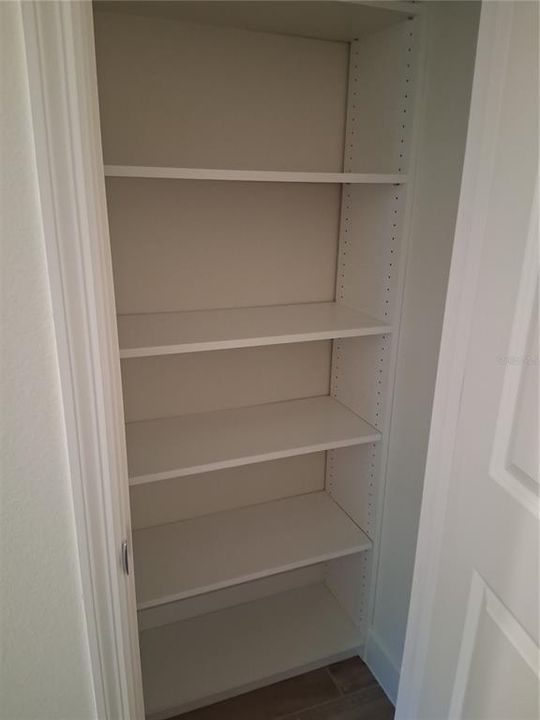 合同活跃: $339,000 (3 贝兹, 2 浴室, 1725 平方英尺)