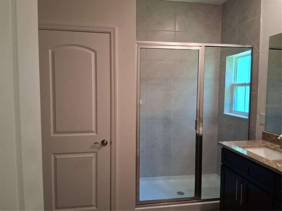 合同活跃: $339,000 (3 贝兹, 2 浴室, 1725 平方英尺)