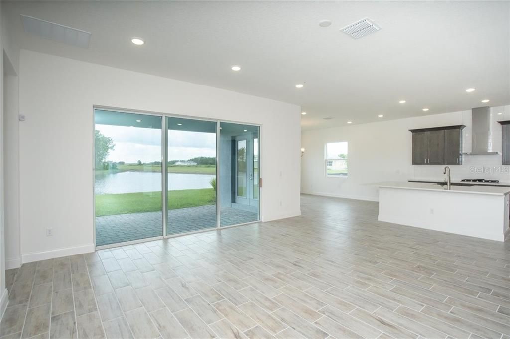 For Sale: $721,495 (4 beds, 3 baths, 3162 Square Feet)